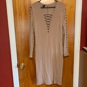Dress (Size L)